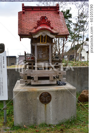拍攝深秋的北海道函館市北海道東照宮地區 拍攝深秋的北海道函館市北海道東照宮地區 60105590