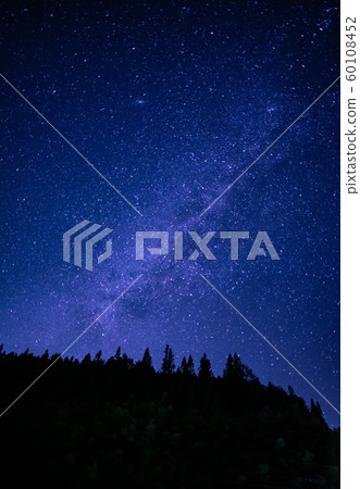 Achi village winter starry sky Achi village winter starry sky 60108452