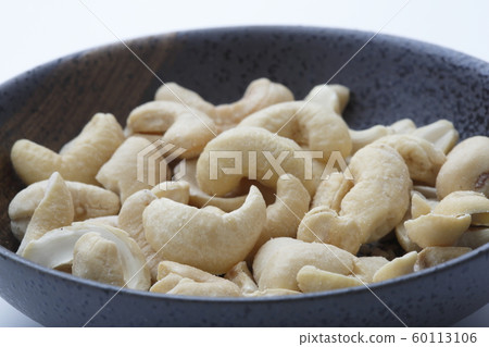 Cashew Nuts 60113106