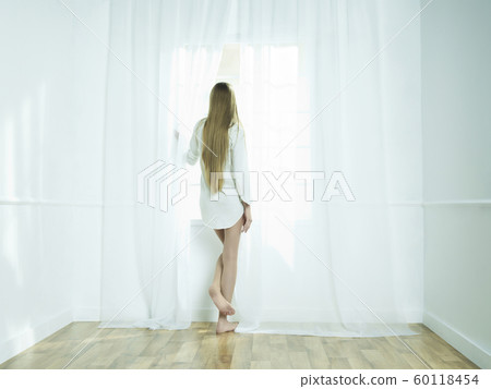 Girl at the window Girl at the window 60118454