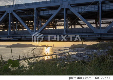 黃昏的港口城鎮 黃昏的港口城鎮 60122335