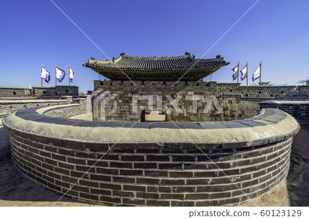 Suwon Hwaseong Suwon Hwaseong 60123129