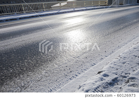 Frozen road surface 60126973