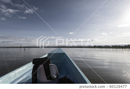 奈瓦沙湖乘船遊覽 60128477