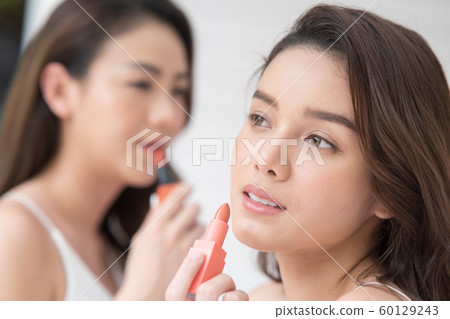 Women beauty 60129243