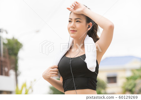 Women sportswear running 60129269