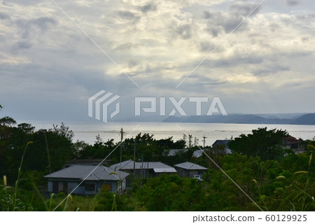 The village landscape at dawn The village landscape at dawn 60129925