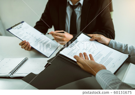 Employee is describing the work experience in the 60131675