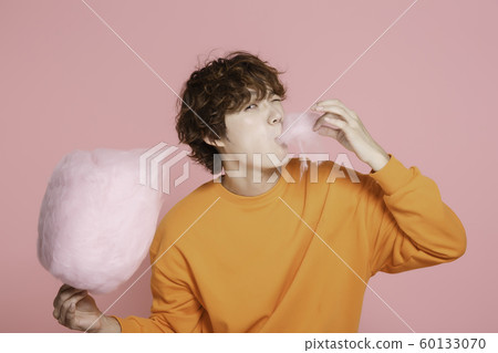 Close-up portrait of attractive young asian man, single man's lifestyle 133 60133070