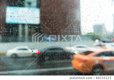 Rainy day, street scenery of Seoul, South Korea 034 Rainy day, street scenery of Seoul, South Korea 034 60133121