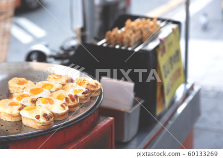 Street scenery of Seoul, South Korea 058 Street scenery of Seoul, South Korea 058 60133269