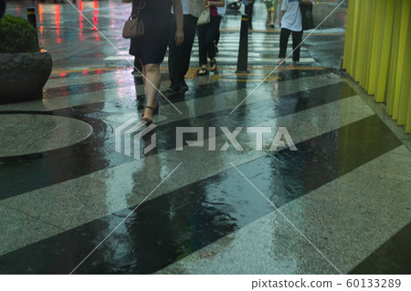 Rainy day, street scenery of Seoul, South Korea 059 Rainy day, street scenery of Seoul, South Korea 059 60133289