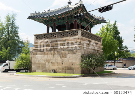 Street scenery of Seoul, South Korea 178 60133474