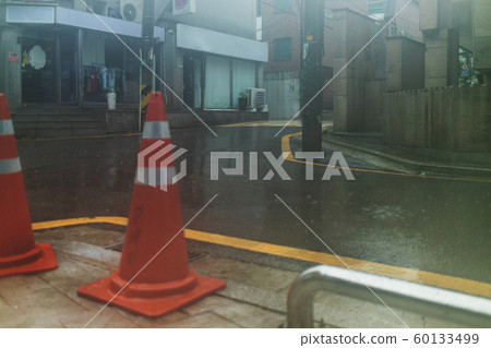 Rainy day, street scenery of Seoul, South Korea 001 Rainy day, street scenery of Seoul, South Korea 001 60133499