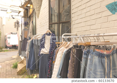 Street scenery of Seoul, South Korea 027 60133670