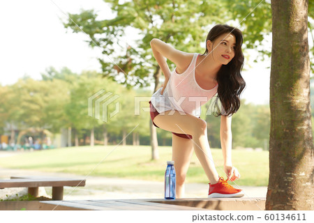 Women's exercise preparation Women's exercise preparation 60134611