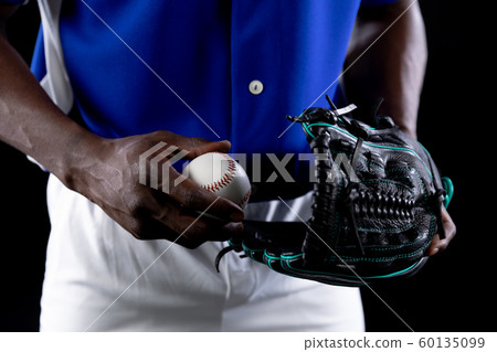 Baseball player 60135099