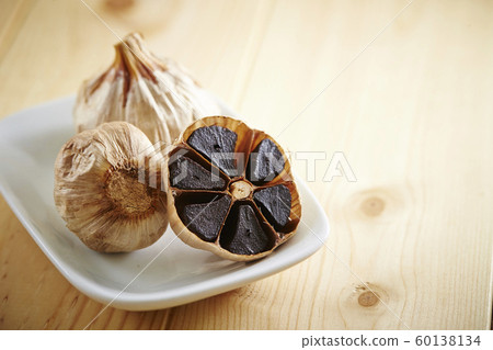 Black garlic health image 60138134