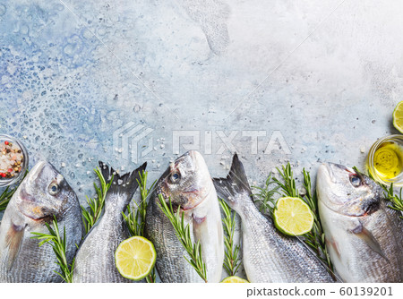 Fresh raw Dorado 60139201