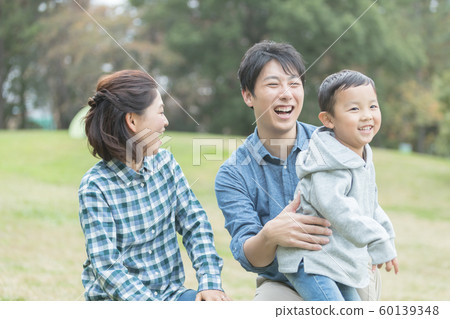 家庭 家族 家人 60139348