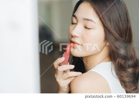 Women beauty 60139694