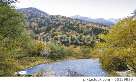 上高地長野國立公園秋景 上高地長野國立公園秋景 60139989