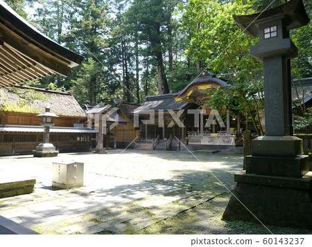 Suwa Taisha Kamisha Hongu Shrine 60143237