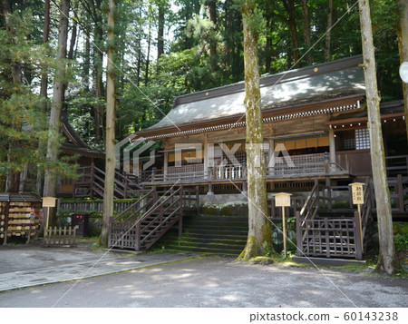 Suwa Taisha Shrine Shrine 60143238