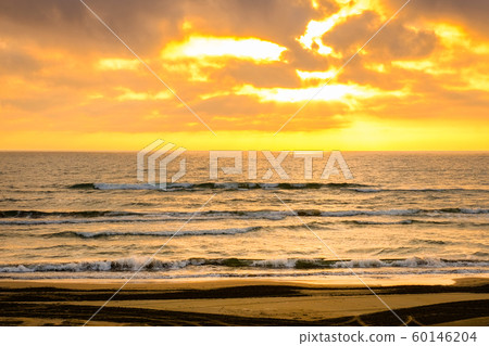 Sunset at Senrihama Beach 60146204