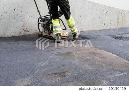 top layer of asphalt top layer of asphalt 60150419
