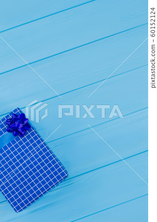 Blue checkered gift box. 60152124