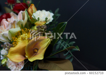 Detail closeup naked bouquet in vintage style in a Detail closeup naked bouquet in vintage style in a 60152710