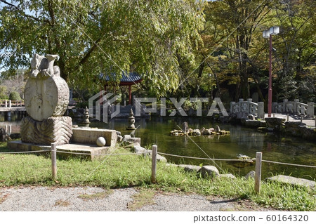 Japan-China Friendship Garden 60164320