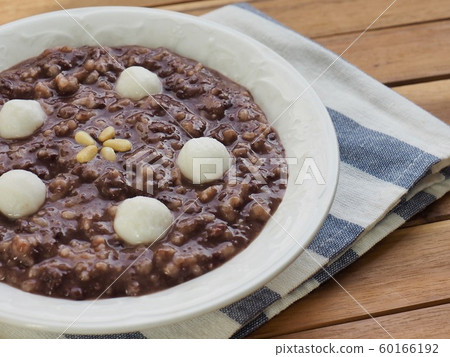 Korean Food 60166192