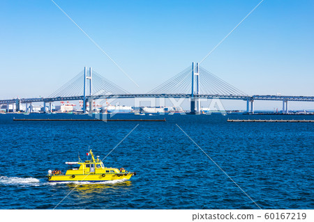 (神奈川市景)橫濱海灣大橋在藍天下 (神奈川市景)橫濱海灣大橋在藍天下 60167219