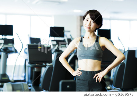 Fitness Sports Gym Training Middle Female Exercise 60169573