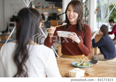 午餐時間圖片 午餐時間圖片 60171923