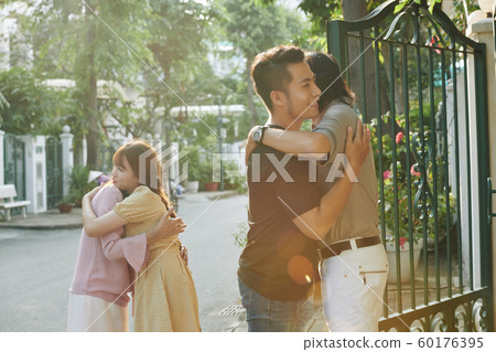 People leaving native home 60176395
