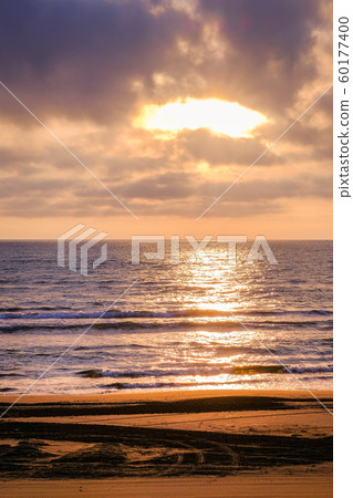 Sunset at Senrihama Beach 60177400