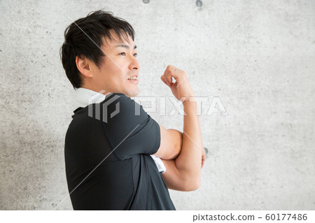 Man wearing sportswear Man wearing sportswear 60177486