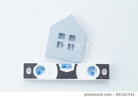 一幢房子 60182542