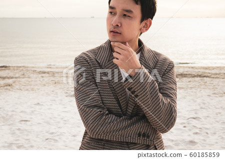 Male Portrait Sea Male Portrait Sea 60185859