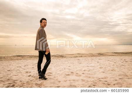 Male Portrait Sea Male Portrait Sea 60185990