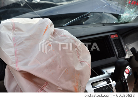 Car crash test demonstration Car crash test demonstration 60186628