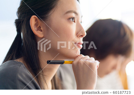 類女肖像 60187723