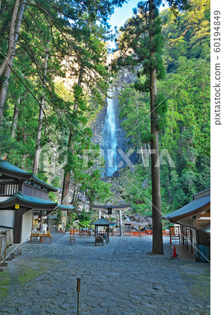 [那智瀑布飛ida神社]和歌山市東田郡那智勝浦町那智山 60194849