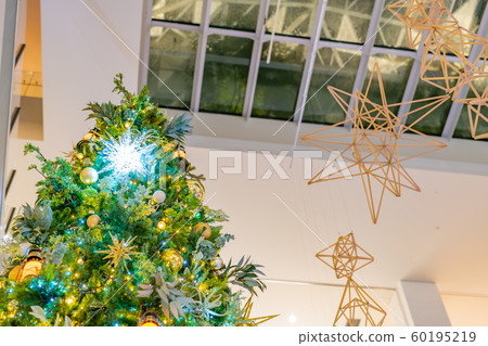 聖誕樹聖誕節圖像冬季城市景觀 60195219