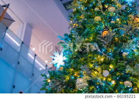 聖誕樹聖誕節圖像冬季城市景觀 60195221