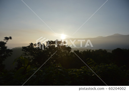 知床的黎明(知床半島/北海道勞德達克附近) 知床的黎明(知床半島/北海道勞德達克附近) 60204002