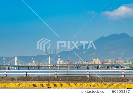  台北橋交通台北台灣連接台北市和新北市的橋樑 60205387
